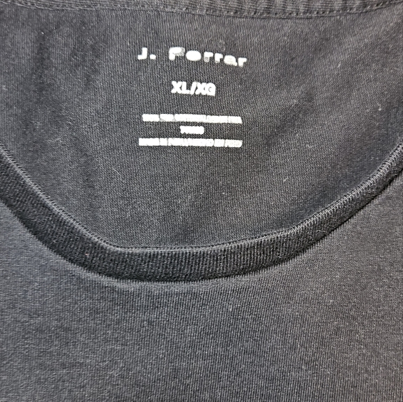 J. Ferrar XL men's black short sleeved crew neck shirt. Never worn. - Picture 7 of 7